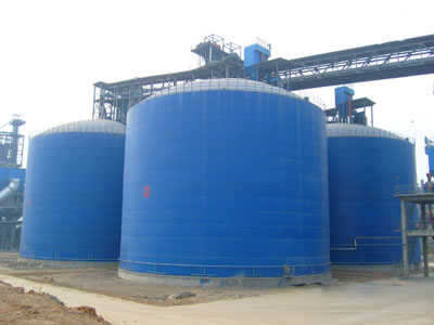 个旧水泥钢板库改造